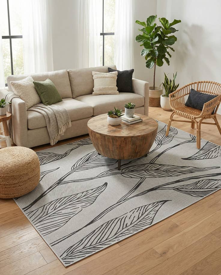 Detail image of 6' x 9' Easy-Clean Botanical Indoor / Outdoor Rug