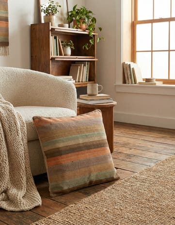 2' 7 x 3' 3 Hand Woven Pillow Wool Square Rug