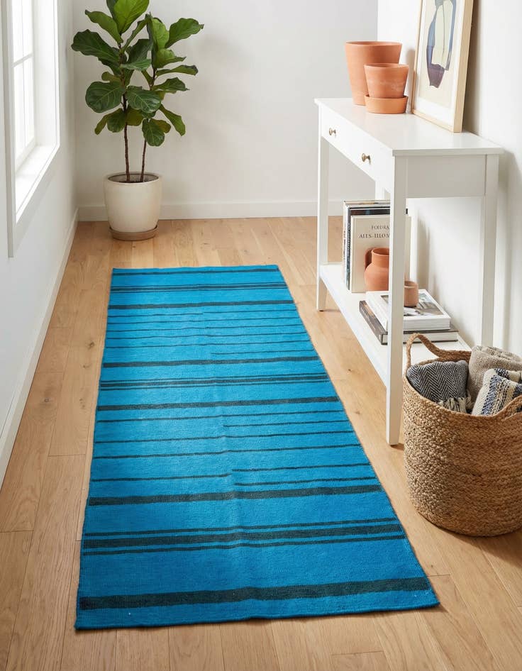 Detail image of 2' 8 x 7' 9  Hand Woven Kilim Modern Wool Runner Rug