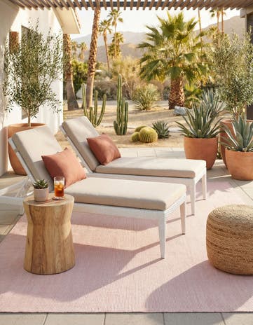9' x 12' Easy-Clean Jill Zarin Palm Springs Indoor / Outdoor Rug