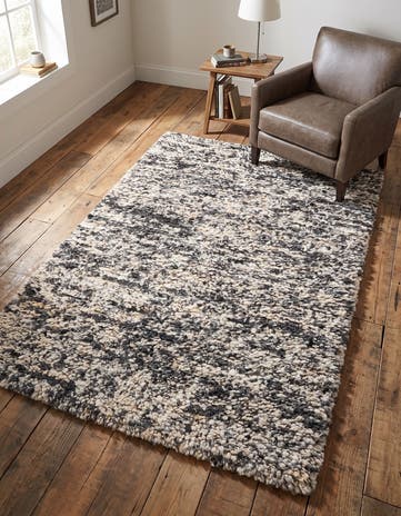 4' 1 x 6' 1 Hand Woven Haka Deluxe Shag Rug