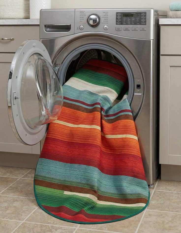 Detail image of 4' x 6'  Washable Modern Indoor / Outdoor Oval Rug