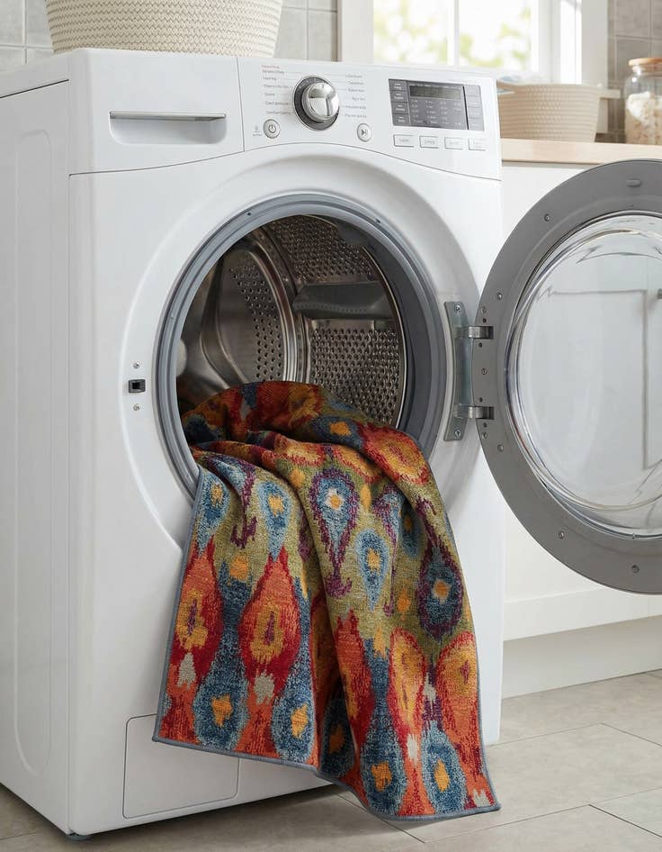 Detail image of 2' 7 x 9'  Washable Modern Indoor / Outdoor Runner Rug