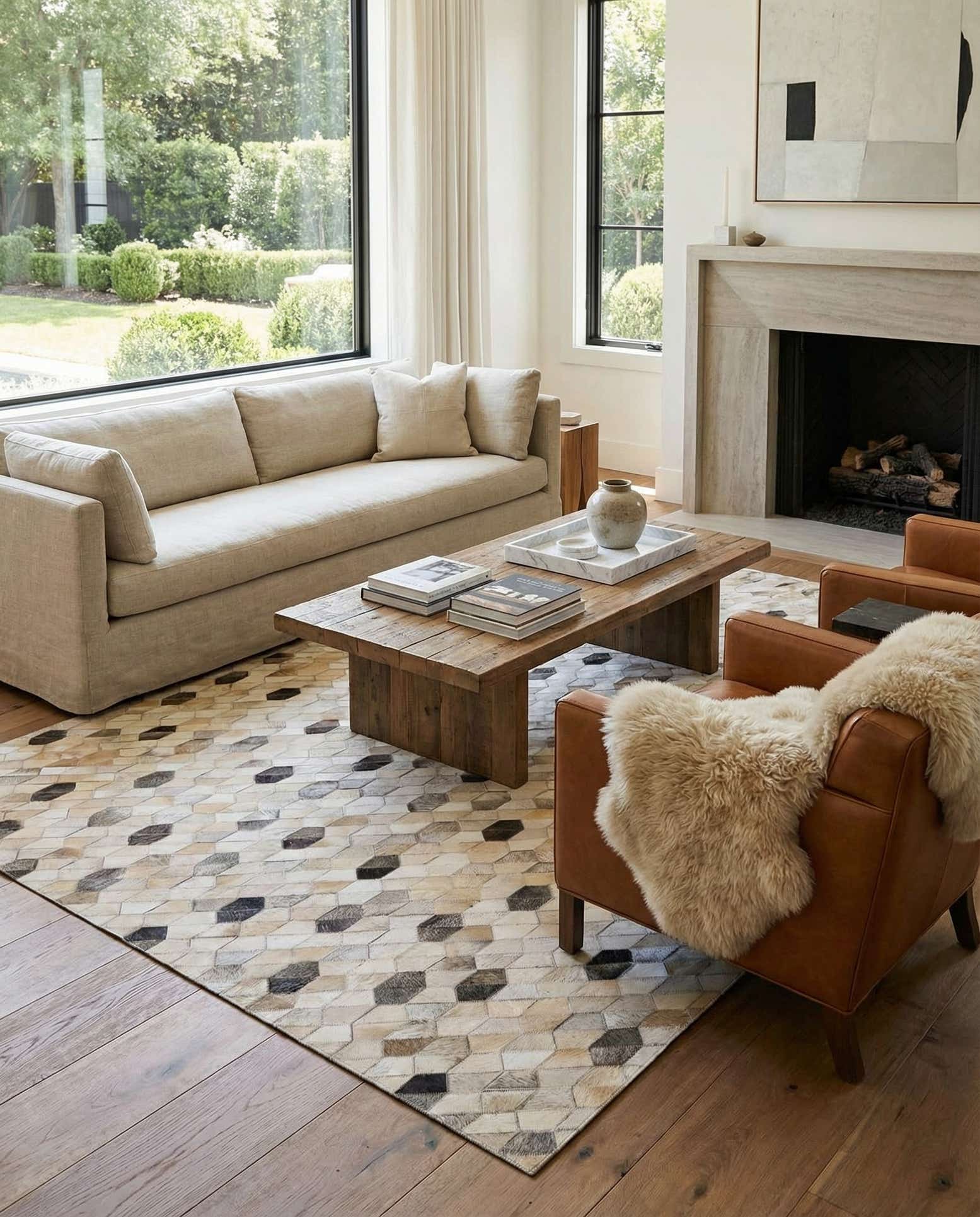 4' 8 x 6' 8 Cowhide Rug