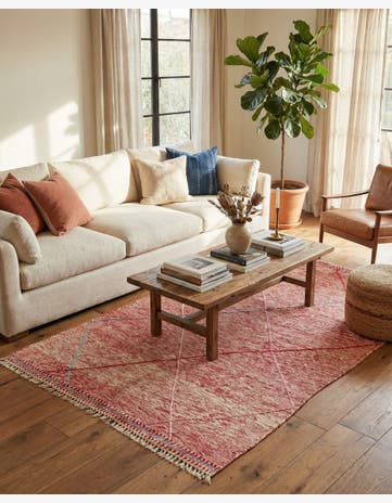 5' 5 x 8' 7 Hand Knotted Moroccan Wool Rug