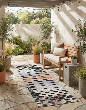 2' 7 x 12' Easy-Clean Modern Indoor / Outdoor Runner Rug