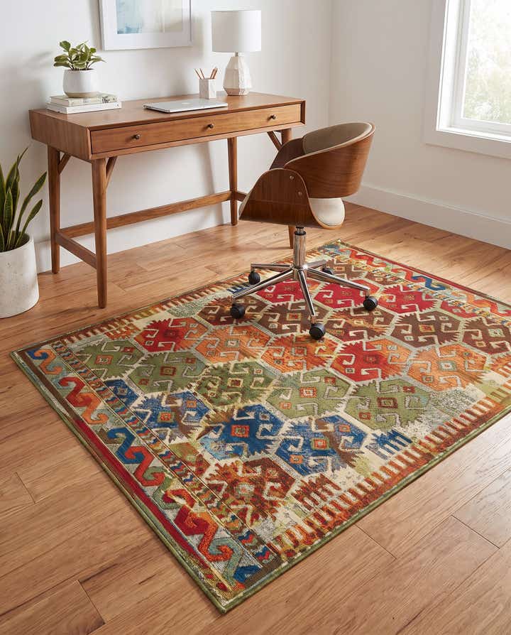 4' x 6' Easy-Clean Southwestern Indoor / Outdoor Rug