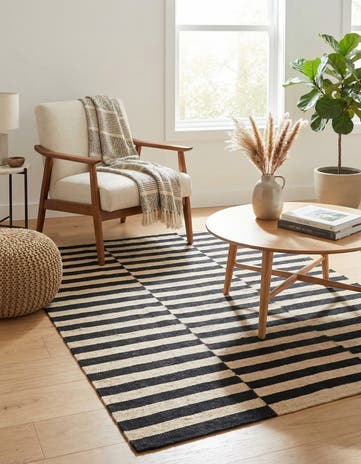 3' 4 x 4' 8 Hand Woven Kilim Modern Wool Rug