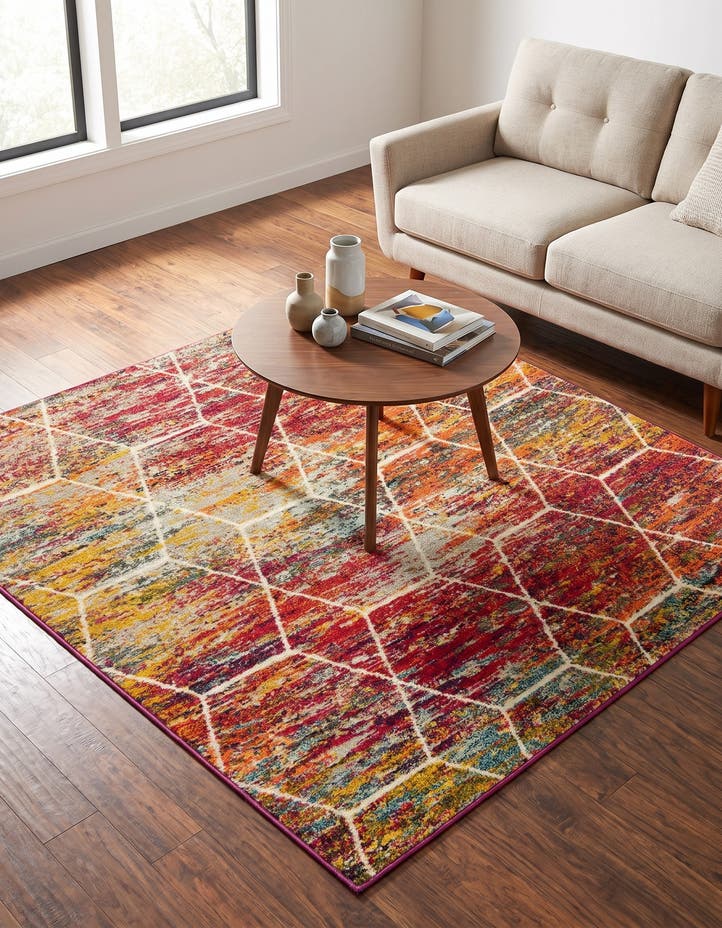 5' 3 x 5' 3 Lattice Frieze Square Rug