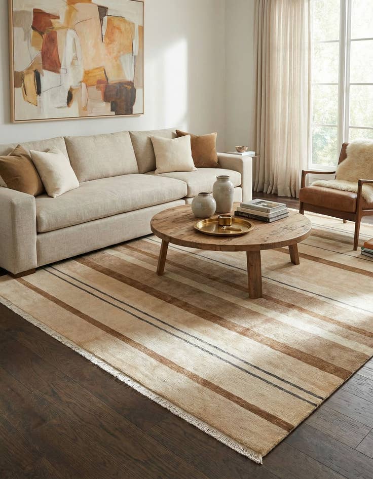 Detail image of  6' 7 x 9' 8  Hand Knotted Darya Wool Rug