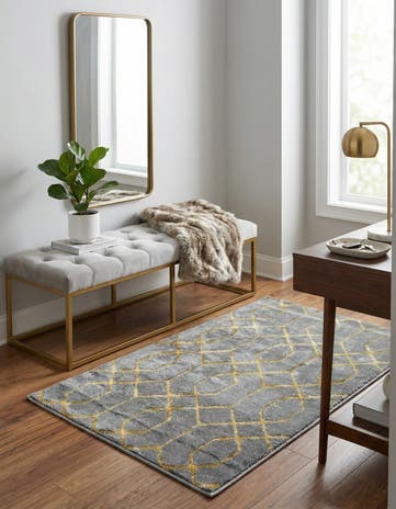 2' x 3' Marilyn Monroe™ Glam Trellis Rug
