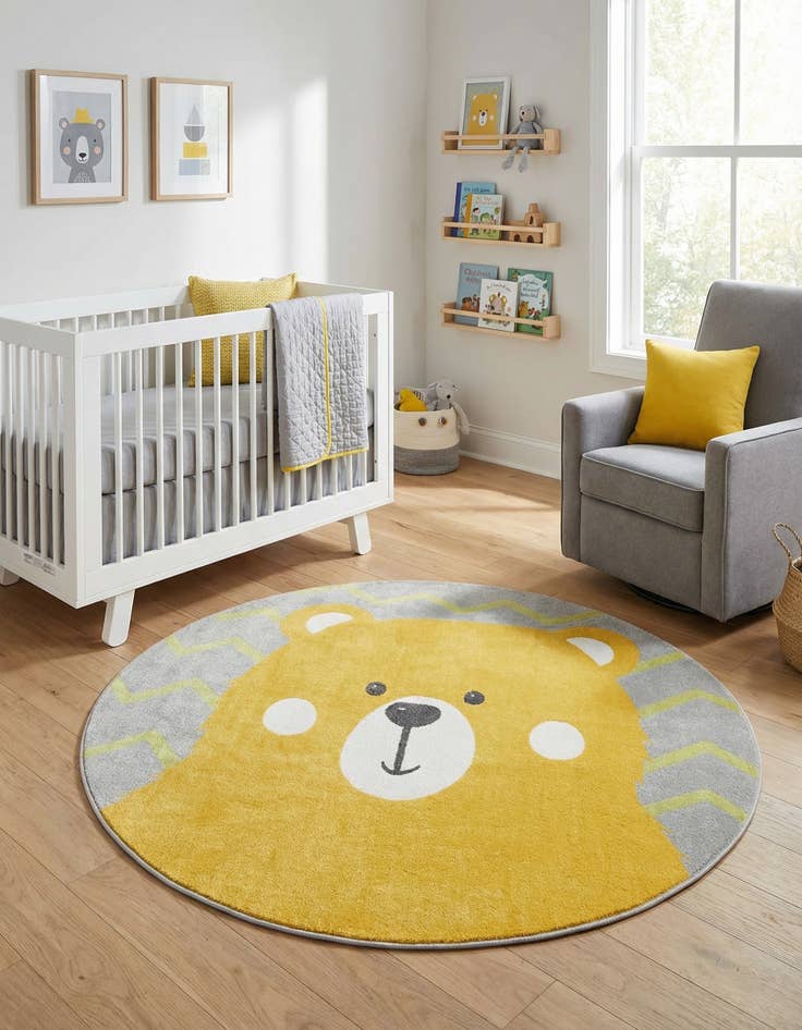 Detail image of  7' 10 x 7' 10 Bear Whimsy Kids Round Rug