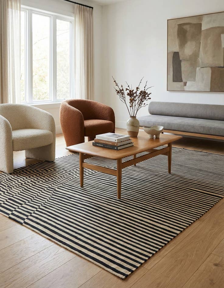 Detail image of 4' 7 x 7' 10  Hand Woven Kilim Modern Wool Rug