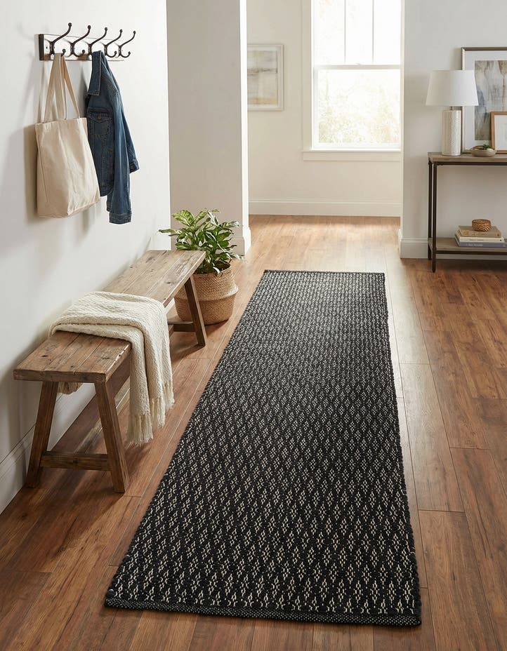2' x 6' 1 Hand Woven Lattice Wool Runner Rug