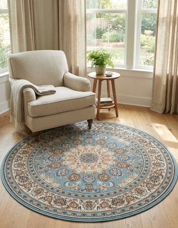 4' 1 x 4' 1 Easy-Clean Traditional Indoor / Outdoor Round Rug