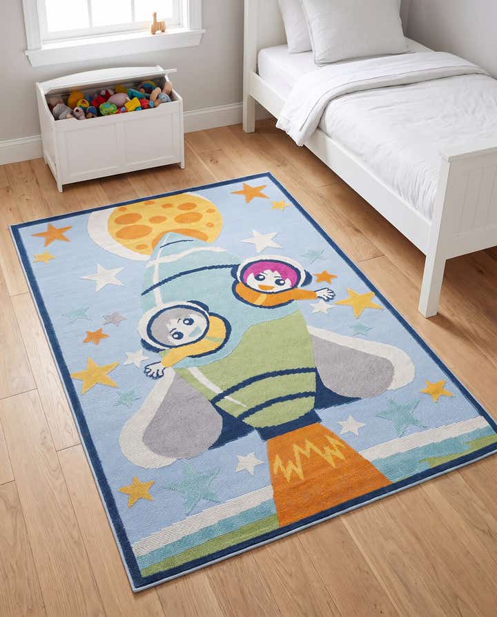 5' 3 x 7' 7 Easy-Clean Indoor / Outdoor Rug