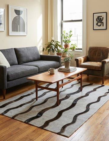 4' x 5' 7 Cowhide Leather Rug
