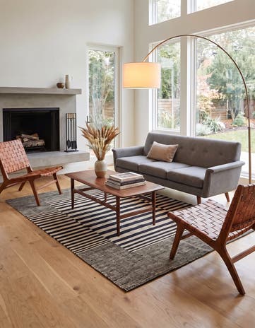 4' 4 x 6' Hand Woven Kilim Modern Wool Rug