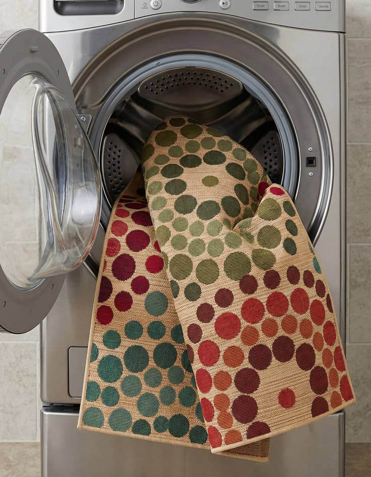 Detail image of  3' 3 x 5' 3  Washable Modern Indoor / Outdoor Rug