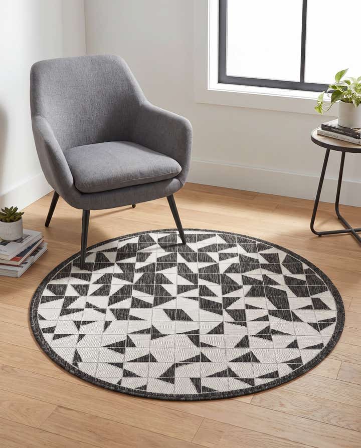 4' x 4' Easy-Clean Modern Indoor / Outdoor Round Rug