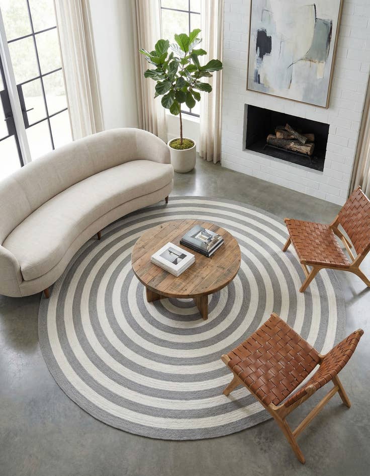 Detail image of 10' x 10'  Hand Woven Eco Verse   Washable Indoor / Outdoor Round Rug