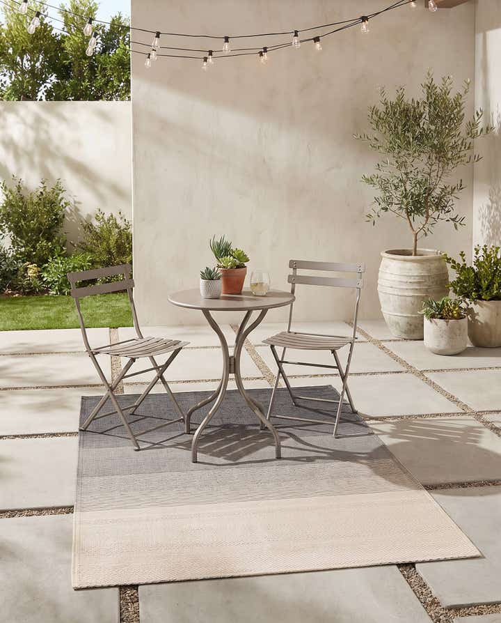 4' x 6' Easy-Clean Vista Breeze Indoor / Outdoor Rug