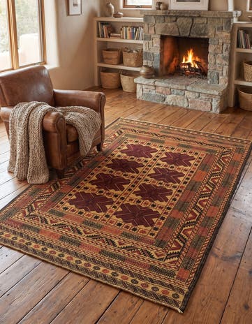 4' 7 x 6' 3 Hand Knotted Sumak Wool Rug