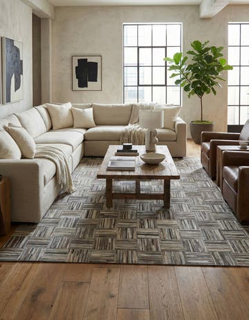 5' x 7' 8 Cowhide Leather Rug