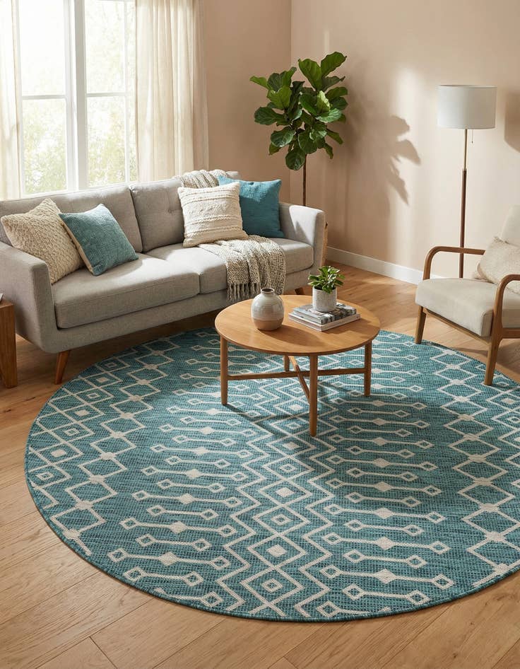 Detail image of 7' 10 x 7' 10  Washable Trellis Indoor / Outdoor Round Rug