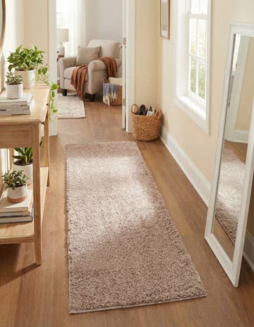 2' x 6' Jill Zarin Shaggy Chic Runner Rug