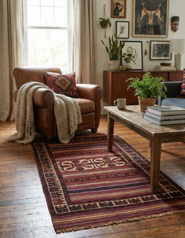 2' 10 x 5' Hand Knotted Sumak Wool Rug