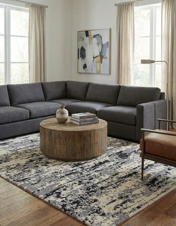 5' 2 x 8' 3 Hand Tufted Wool Rug