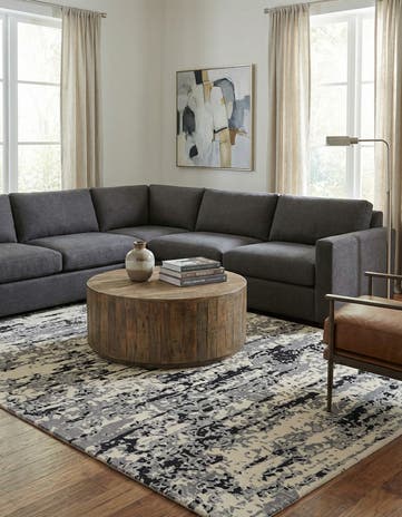 5' 2 x 8' 3 Hand Tufted Wool Rug