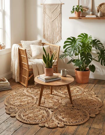 4' 1 x 4' 1 Handmade Braided Jute Round Rug