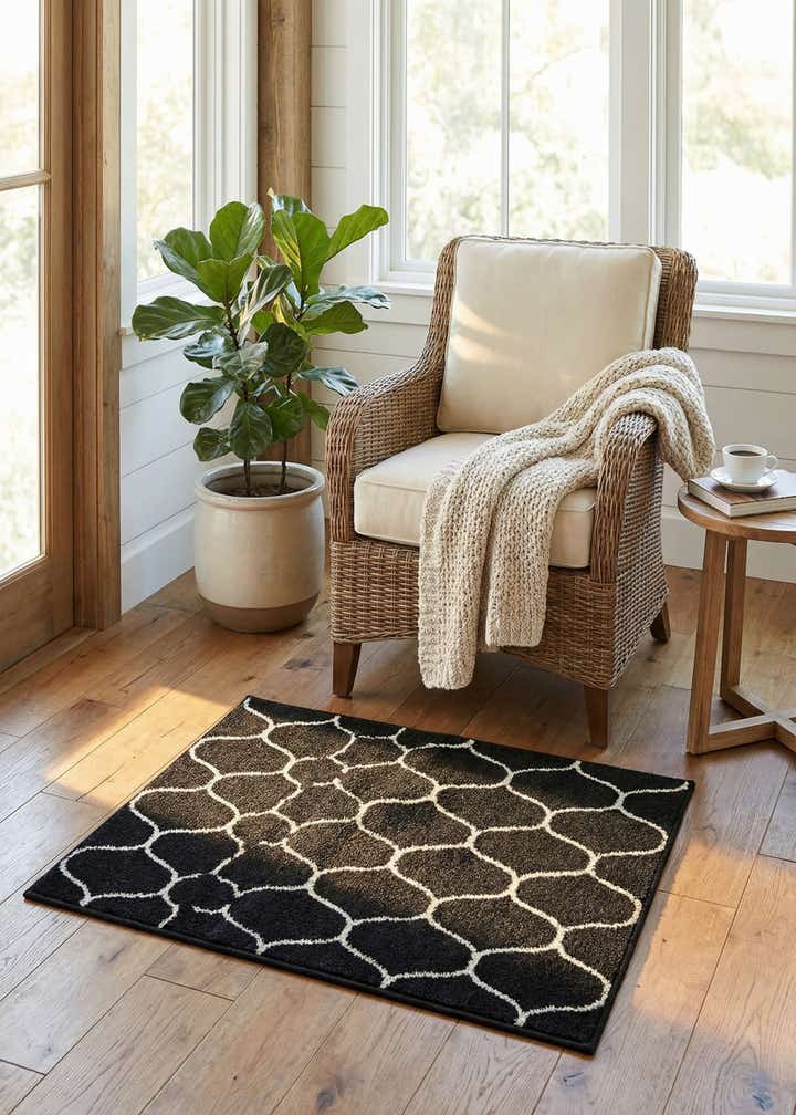 2' 8 x 3' Trellis Frieze Rug