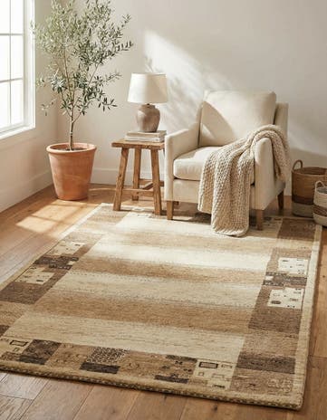 4' x 6' 2 Hand Knotted Kashkuli Gabbeh Wool Rug