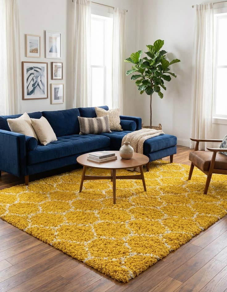 Detail image of  10' x 13' Lattice Shag Rug