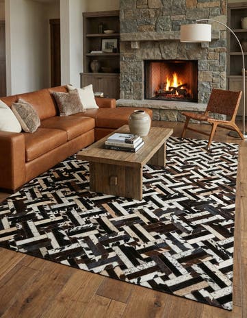5' 1 x 8' Cowhide - Patchwork Rug