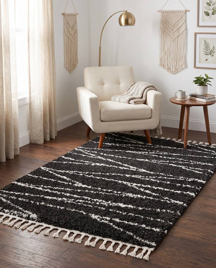 Detail image of 4' x 6' Serenity Shag Rug