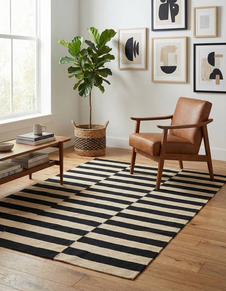 Detail image of 3' 4 x 4' 9  Hand Woven Kilim Modern Wool Rug