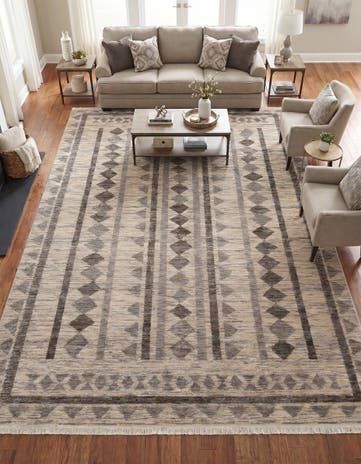 10' x 15' Grand Tradition Rug