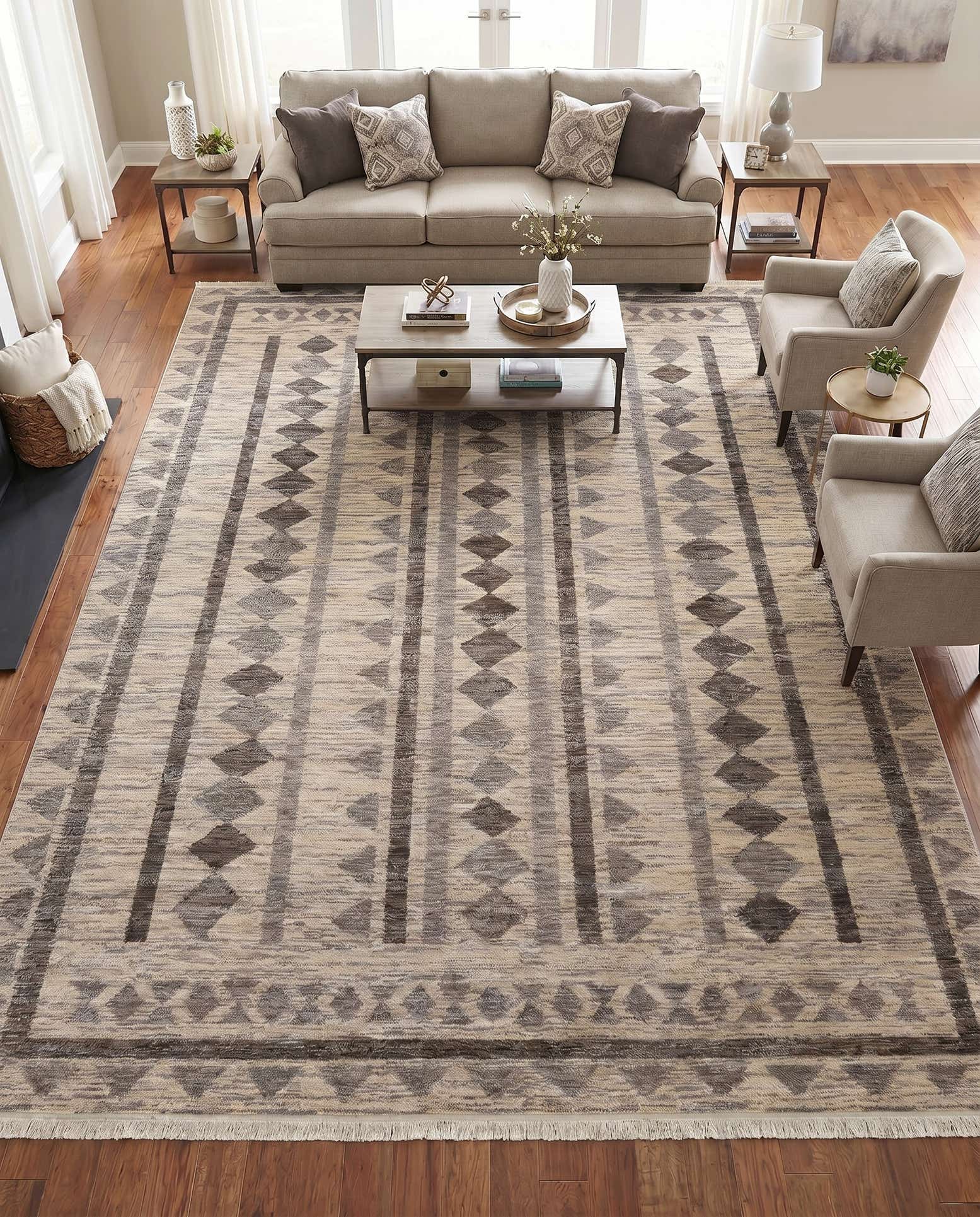 10' x 15' Grand Tradition Rug