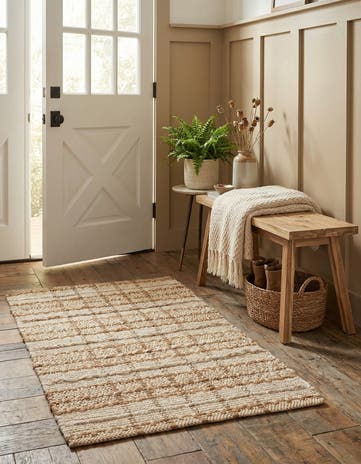 Ivory Hand Braided Laurel Handwoven Jute Rug