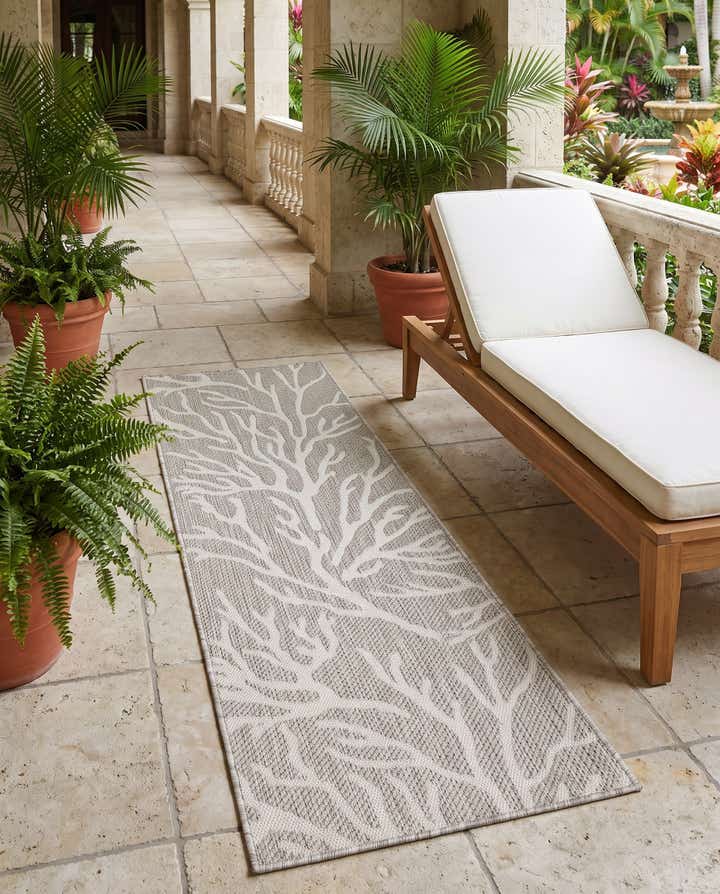 2' x 6' Easy-Clean Coastal Indoor / Outdoor Runner Rug