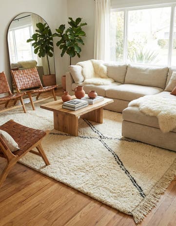 5' 6 x 8' 8 Hand Knotted Moroccan Wool Rug