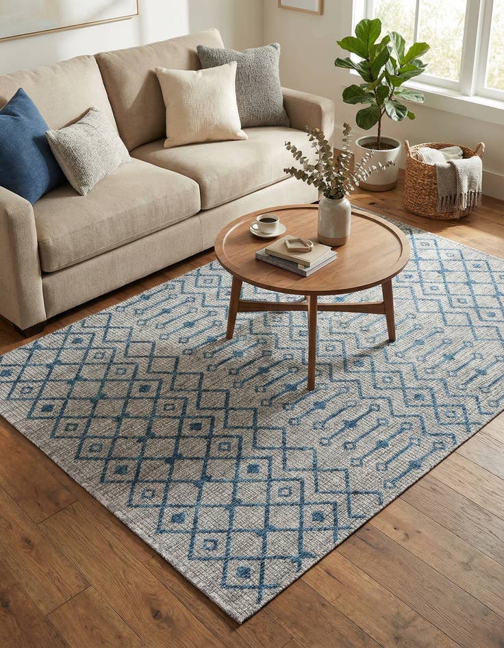 Detail image of  4' x 6'  Washable Lattice Indoor / Outdoor Rug