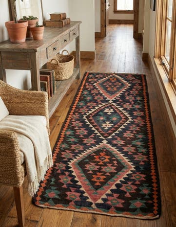 4' 7 x 9' 5 Hand Woven Kilim Fars Wool Runner Rug