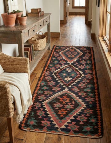 4' 7 x 9' 5 Hand Woven Kilim Fars Wool Runner Rug