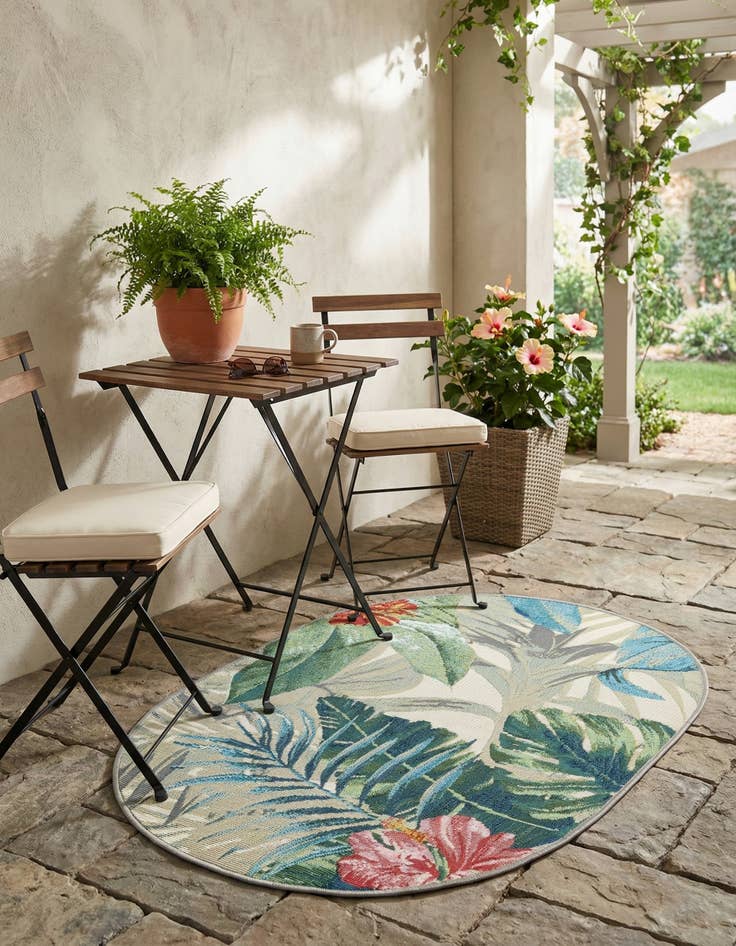 Detail image of 2' 2 x 3'  Washable Botanical Indoor / Outdoor Oval Rug
