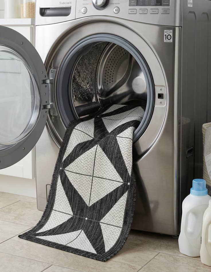 Detail image of 2' x 5' 3  Washable Modern Indoor / Outdoor Runner Rug